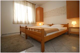Apartments L&M - Rogoznica - 2