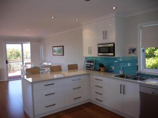 Prime Location - Totally Refurbished - Bridport - 9