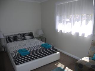 Prime Location - Totally Refurbished - 6