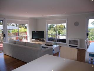 Prime Location - Totally Refurbished - Bridport - 3