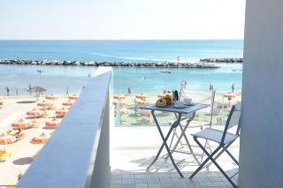 Hotel & Residence Cavalluccio Marino - Rimini - 9