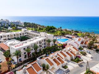 Helios Bay Hotel and Suites - Paphos - 6