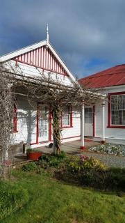 Murrells Grand View House - Manapouri - 2