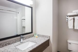 Holiday Inn & Suites Grande Prairie by IHG - Grande Prairie - 7