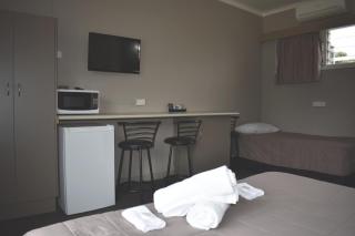 Mountain View Motel - Corryong - 1