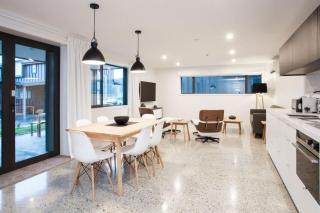 Dungarvon Street Apartments - Wanaka - 0