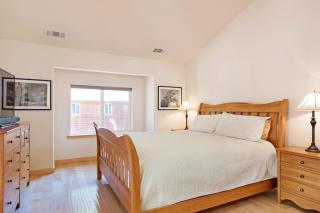 North Shore - Golden Pine - 8