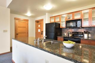 Village 2105 - Mammoth Lakes - 2