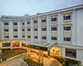 Hotel The Royal Krishna - Katra - 3