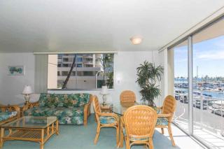Ilikai Marina 380 Yacht Harbor View 1BR - Honolulu - 6