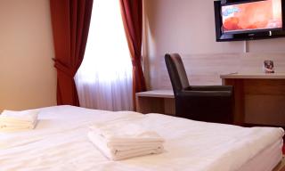 Hotel Stardust - Nové Zámky - 6