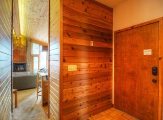 Stutzhaven In The Mountains Home - 5