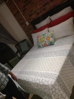Craftmen's Ship - Johannesburg - 1