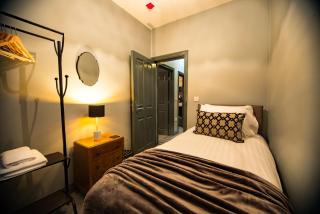 Barnston House - Heswall - spacious homely holiday home by Rework Accommodation - Heswall - 3