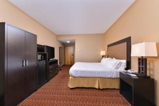 Holiday Inn Express Breezewood by IHG - Breezewood - 1