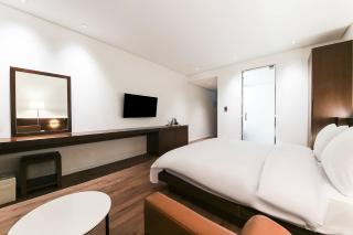 Golden River Hotel - 1