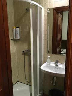Pensión La Bilbaina - Albergue Logroño - Logroño - 5