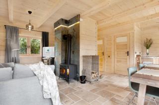 SeaUSasino - Luksusowe Drewniane Domy z Kominkami - 8