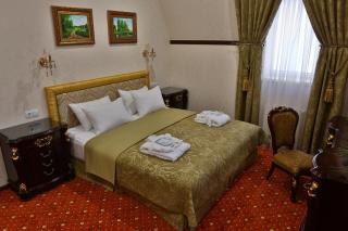 Hotel Ukraine Rivne - Rivne - 1