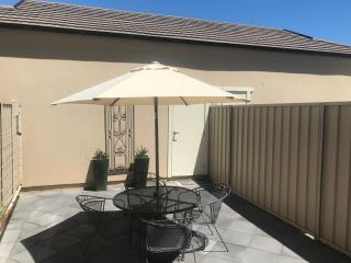 Travers Street Apartment - Wagga Wagga - 1