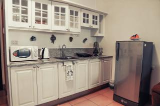 1015 West Insula Suites by AYS - Manila - 1