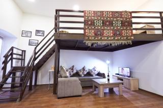 Pheasant Home in Old Tbilisi - Tbilisi - 1