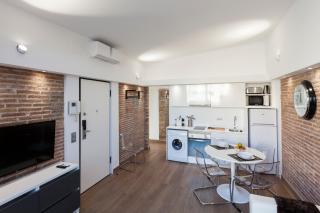 AB Paral·lel Spacious Apartments - 4