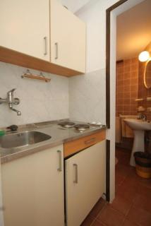 Apartments by the sea Zaklopatica, Lastovo - 8357 - 1