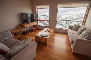 Outside Edge - Mount Hotham - 9