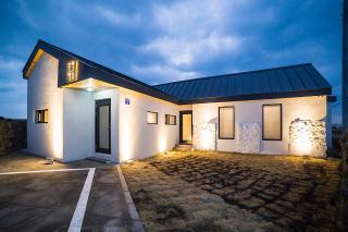 Wooyeon Handong Pension - Jeju - 0