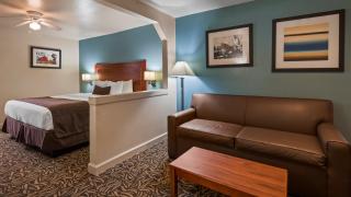 Best Western Regency Inn & Suites - Gonzales - 3