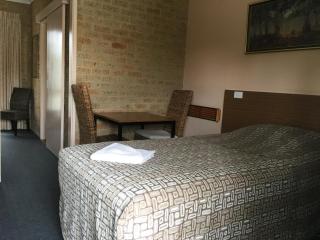 Mount Barker Valley Views Motel & Chalets, Western Australia - Mount Barker - 7