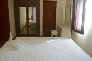 3BR Grand Palace With Private Bathtub By Travelio - Jakarta - 9