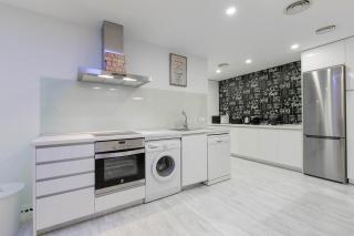 Bookinmadrid com - Cascorro Sq 18 pax - Madrid - 3