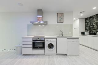 Bookinmadrid com - Cascorro Sq 18 pax - Madrid - 2
