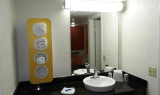 Motel 6-Oklahoma City, OK - Airport East - Oklahoma City - 2
