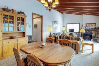 Tahoe City Retreat - Lake Forest - 3