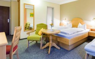 Kleines Hotel Edeltraud - Aschau im Chiemgau - 3