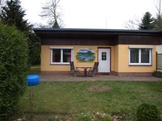 Haus 9 - Schwarz - 0
