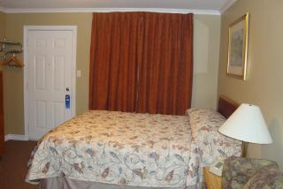 Royal Napanee Inn - Napanee - 1
