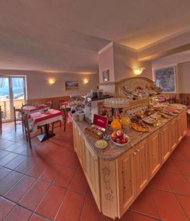 Hotel Garnì Villanova - Molveno - 1