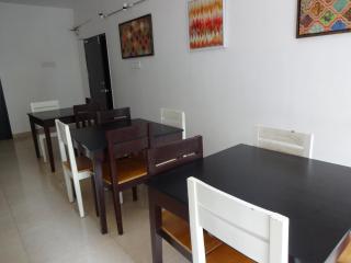 Convastay Gajel- Near Apollo Greams Road - Chennai - 1