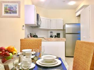 Sandyport Beach Resort - 4