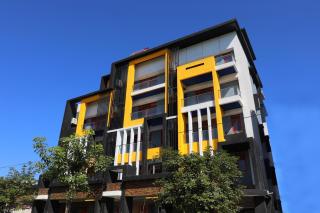 花蓮亮君經典民宿1館加2館民宿-東大門夜市-電梯包棟Bright King Homestay - Città di Hualien - 0