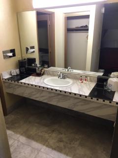 Days Inn by Wyndham Bend - 6