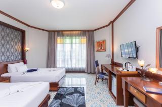 Erawan Hotel - 7