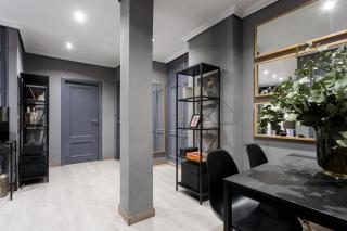 Holi-Rent Gran Poder - Séville - 1