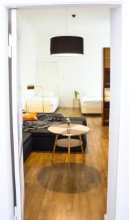 Central , 3 rooms in Frankfurter Tor - 3