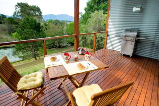 Lilypad Luxury Cabins - 8