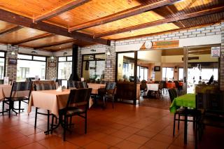 Riviera Hotel & Chalets - Velddrif - 4